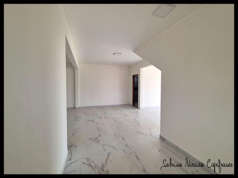 Maison - 209 m² - 6 pièces