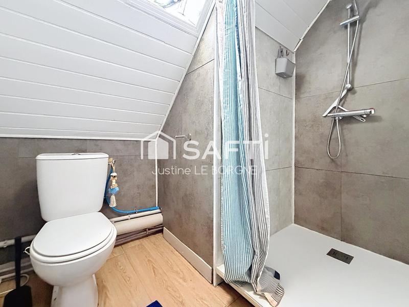 Maison - 180 m² - 7 pièces