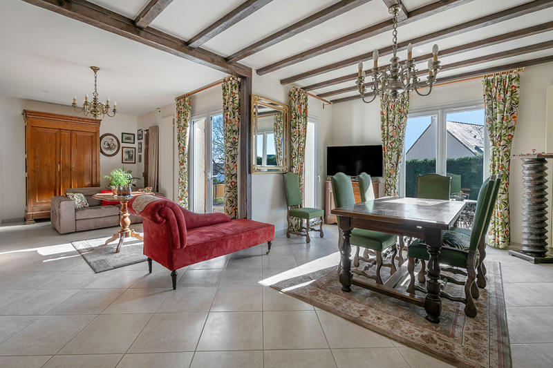 Maison - 155 m² - 7 pièces