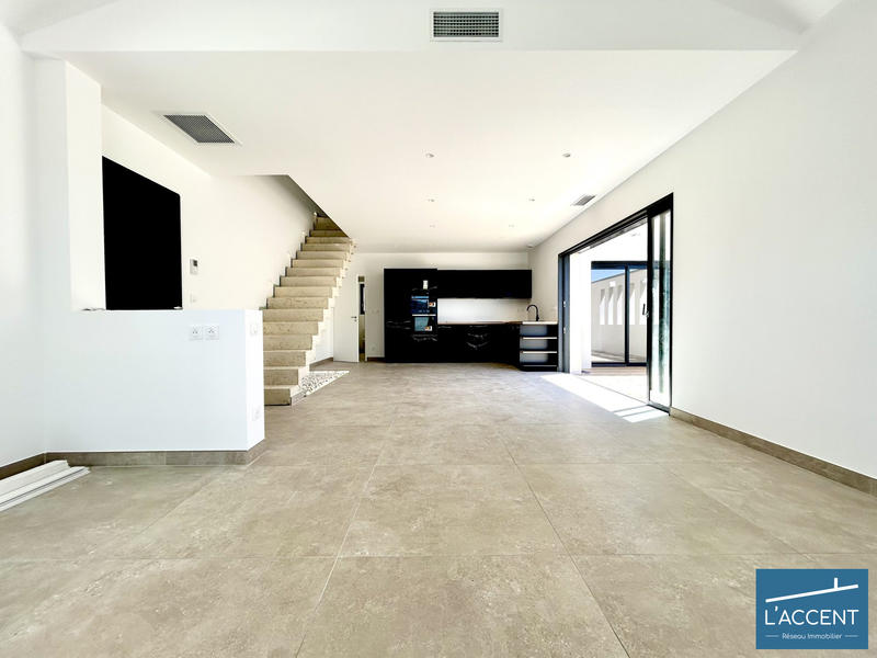 Maison - 100 m² - 4 pièces