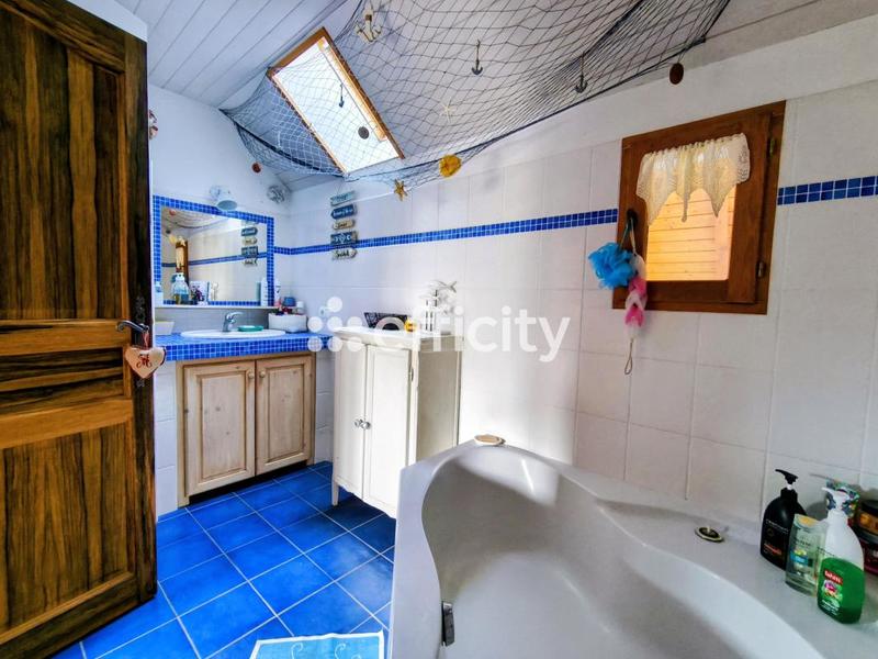 Villa - 140 m² - 6 pièces