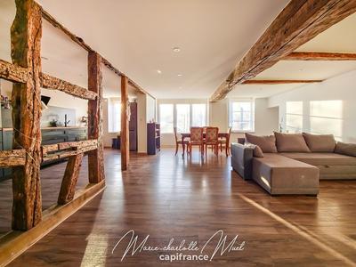 Maison de ville - 139 m² - 4 pièces