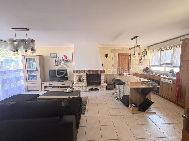 Maison traditionnelle - 76 m² - 3 pièces