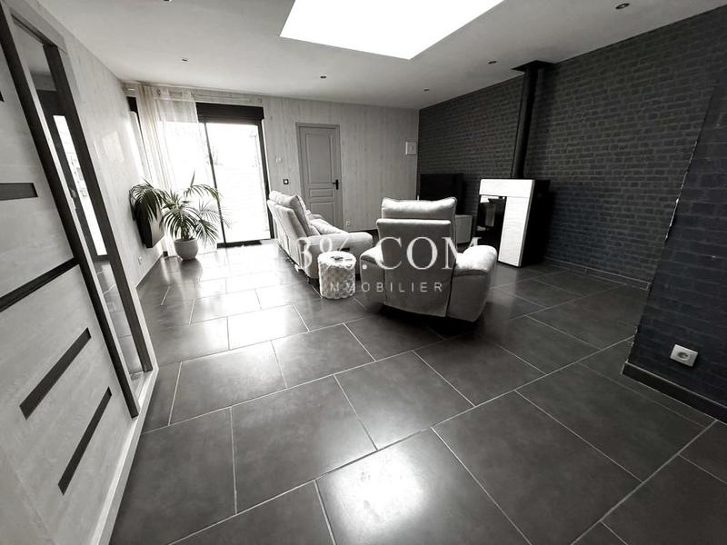 Maison - 136 m² - 5 pièces