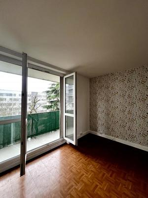 Appartement - 67 m² - 4 pièces