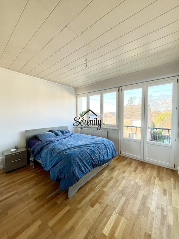 Maison - 90 m² - 5 pièces