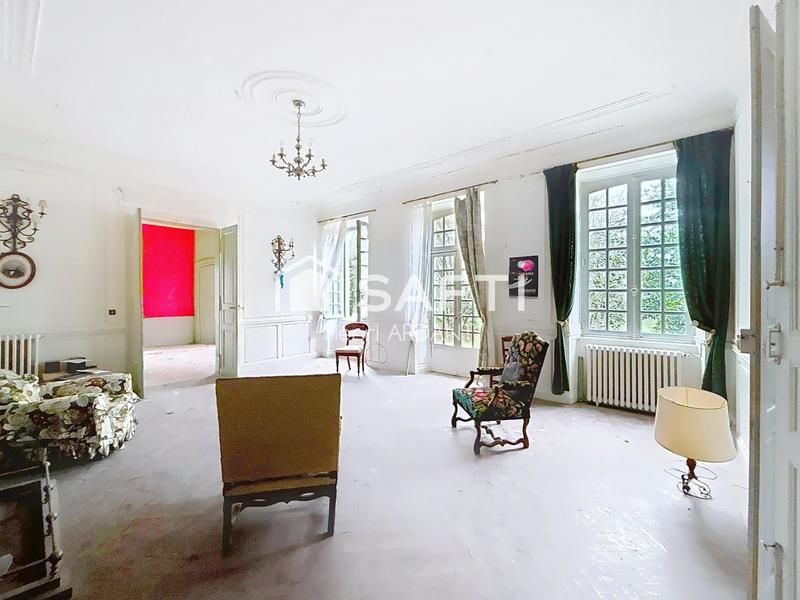 Maison - 600 m² - 13 pièces