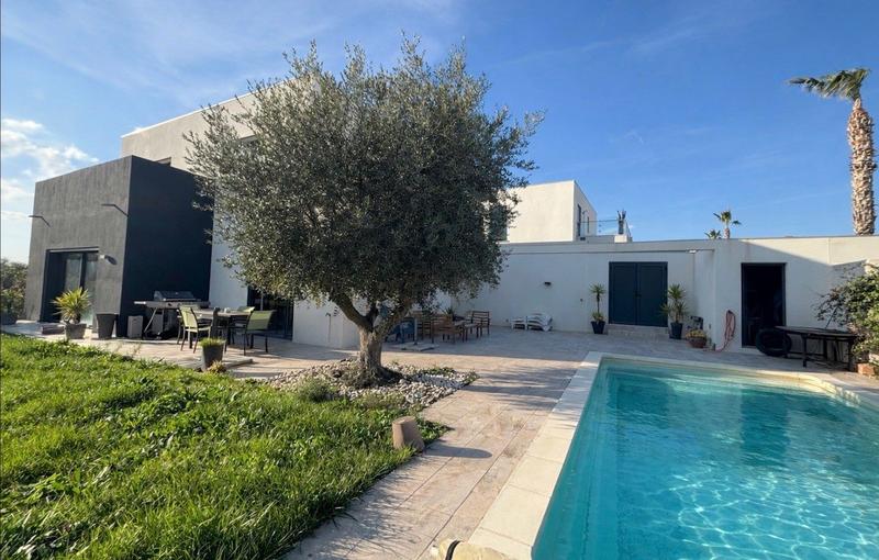 Villa - 150 m² - 4 pièces