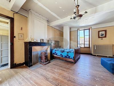 Maison - 165 m² - 8 pièces