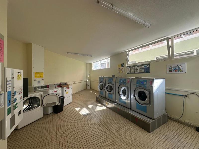 Studio - 38 m² - 3 pièces