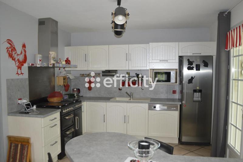 Pavillon - 185 m² - 8 pièces