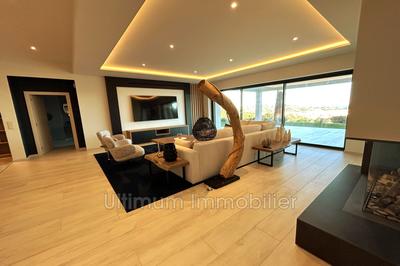 Villa - 380 m² - 7 pièces