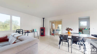 Maison - 95 m² - 4 pièces