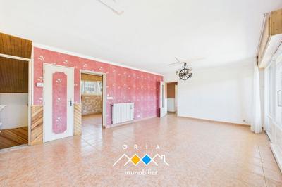 Maison - 107 m² - 6 pièces