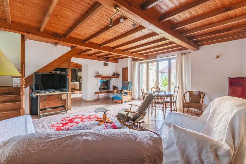 Maison - 183 m² - 7 pièces