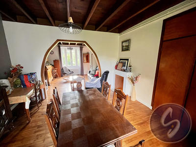 Maison traditionnelle - 121 m² - 5 pièces