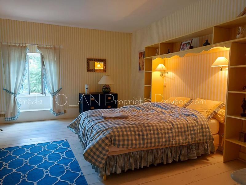 Château - 775 m² - 17 pièces