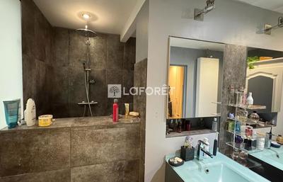 Loft - 185 m² - 5 pièces