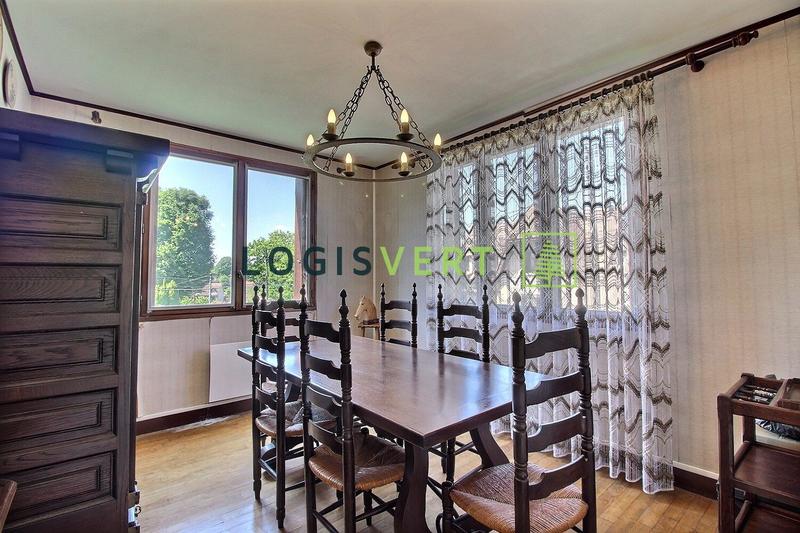 Maison - 122 m² - 7 pièces