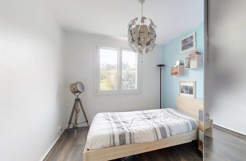 Appartement - 81 m² - 5 pièces