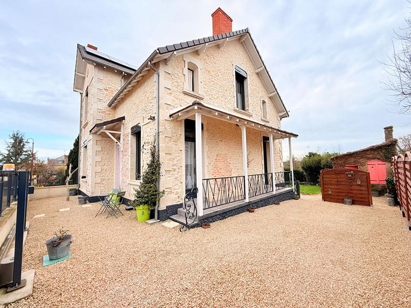 Maison - 150 m² - 6 pièces