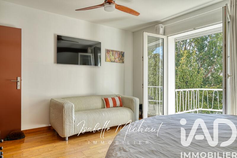 Maison - 193 m² - 8 pièces