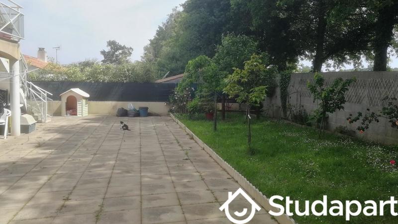 Chambre - 12 m² - 1 pièce