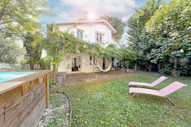 Maison - 170 m² - 5 pièces