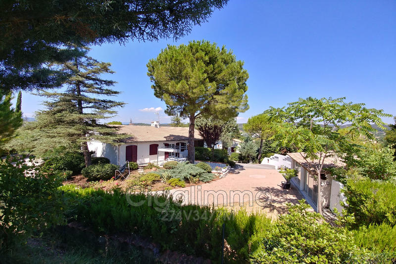 Villa - 280 m² - 11 pièces