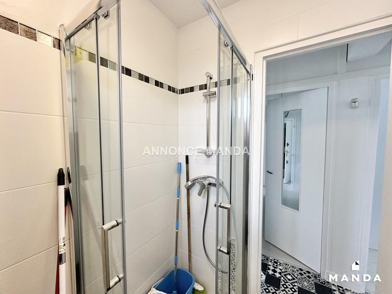 Chambre - 9 m² - 4 pièces