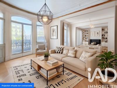 Appartement - 209 m² - 7 pièces