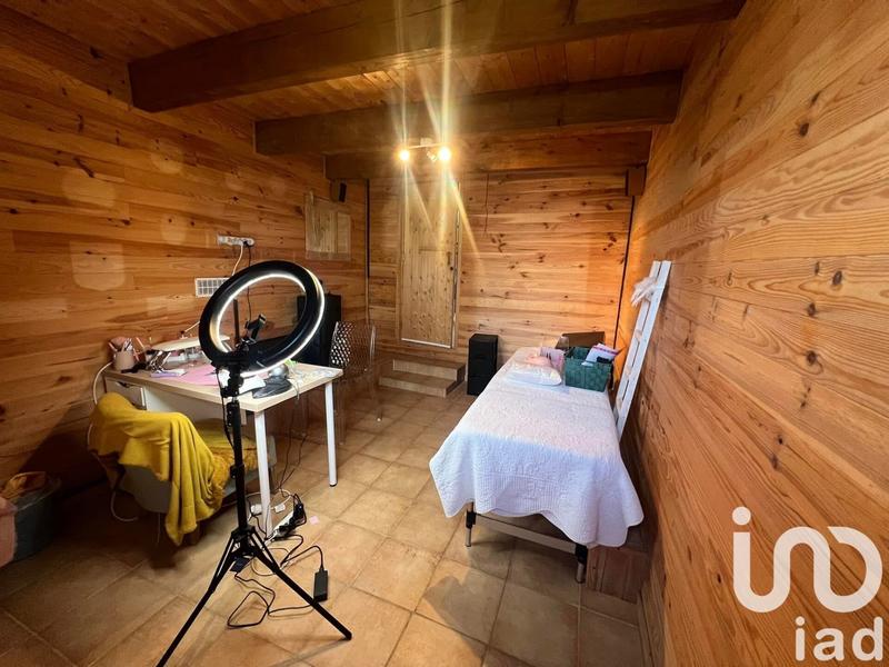 Maison - 99 m² - 5 pièces