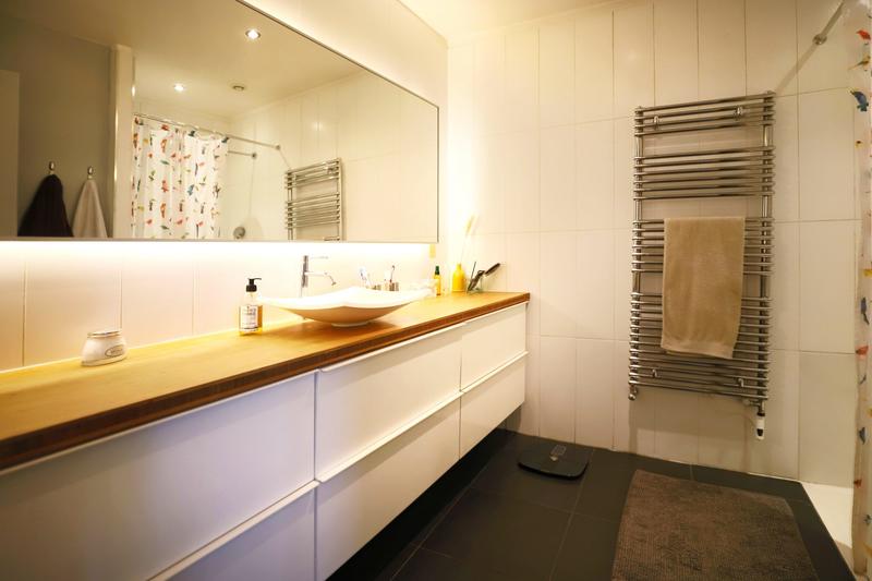 Maison - 187 m² - 8 pièces