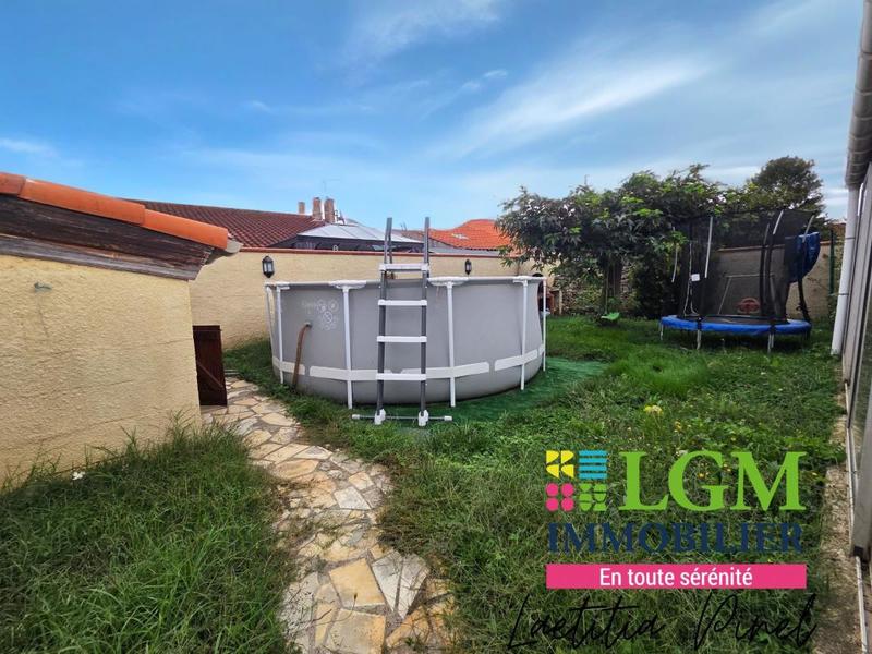 Maison - 90 m² - 4 pièces