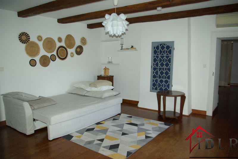 Propriété - 245 m² - 10 pièces