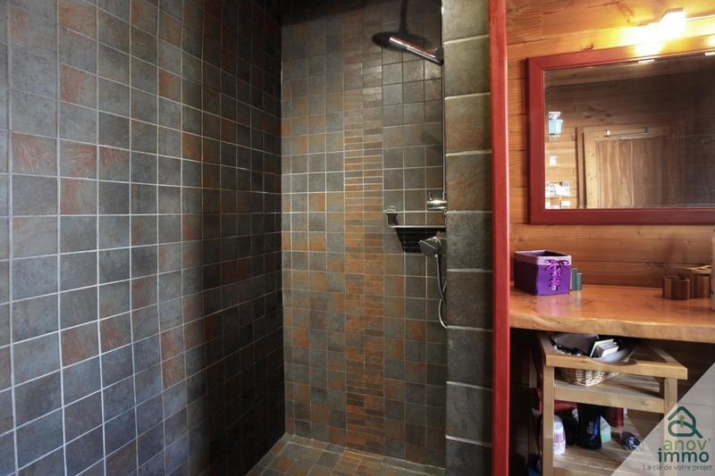 Châlet - 271 m² - 9 pièces