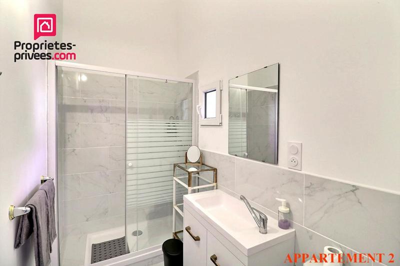 Maison - 375 m² - 10 pièces