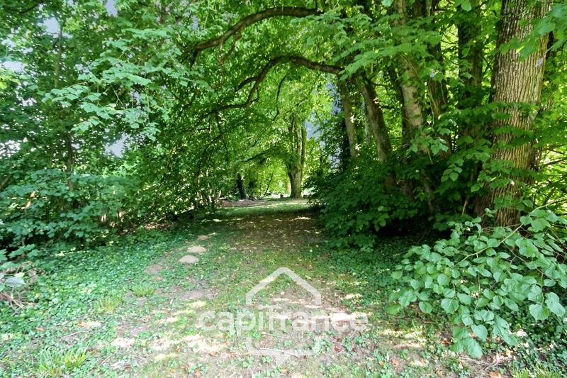 Maison - 254 m² - 8 pièces