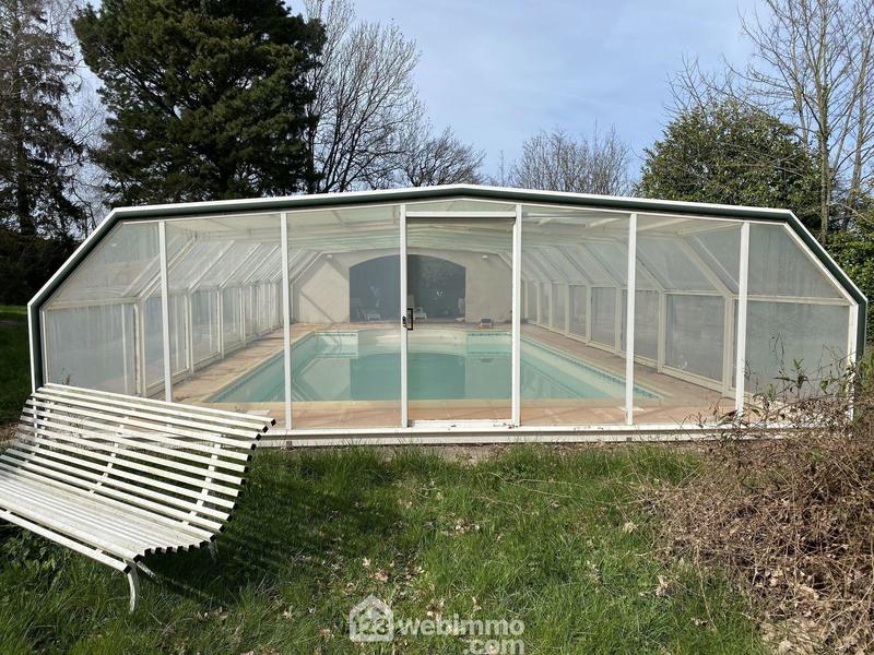 Maison - 350 m² - 14 pièces