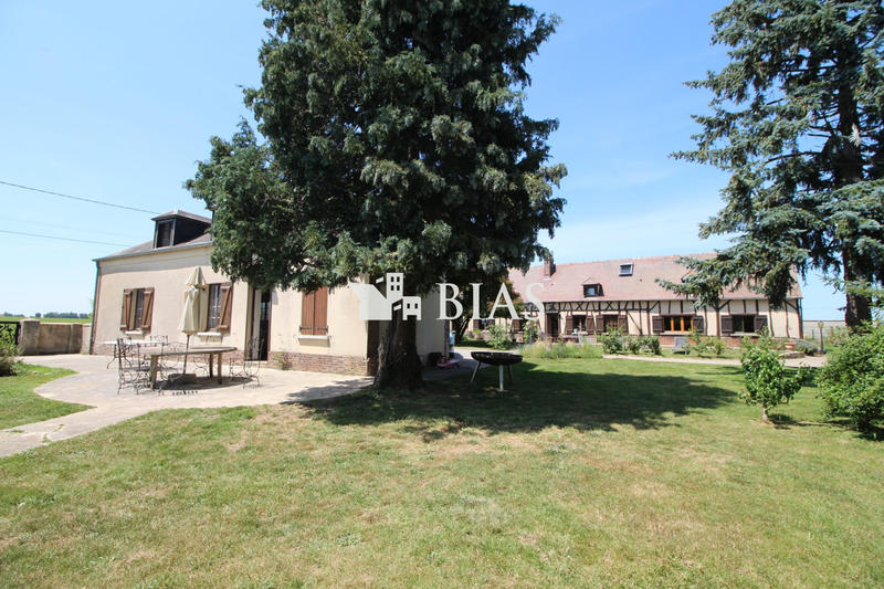 Maison - 224 m² - 11 pièces