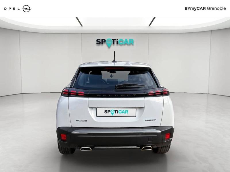 Peugeot 2008 Hybrid 136 e-Dcs6 Style