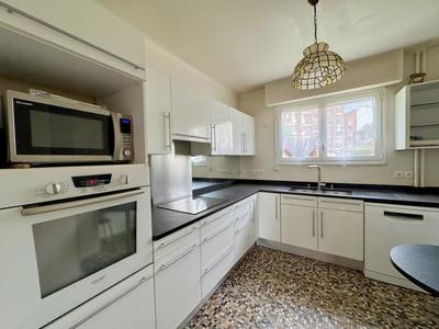 Appartement - 100 m² - 4 pièces