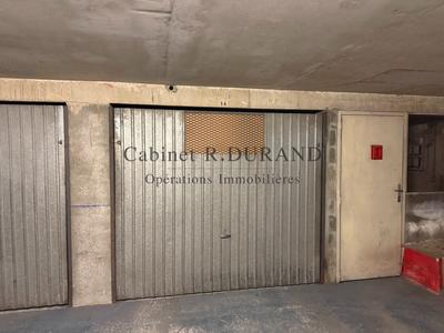 Parking / Garage - 13 m²
