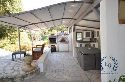 Maison - 102 m² - 4 pièces