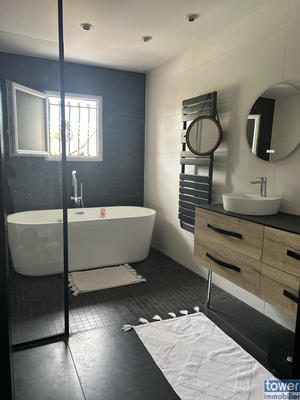 Maison - 126 m² - 6 pièces