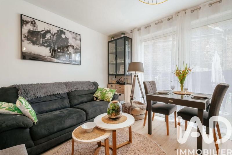 Maison - 95 m² - 4 pièces