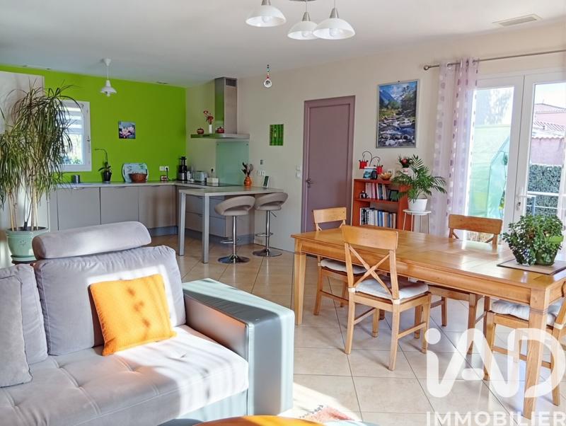 Maison - 90 m² - 4 pièces