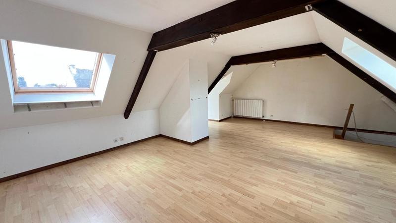 Maison - 231 m² - 6 pièces