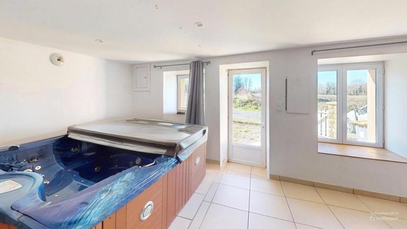 Maison - 217 m² - 9 pièces