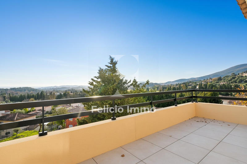 Appartement - 83 m² - 3 pièces